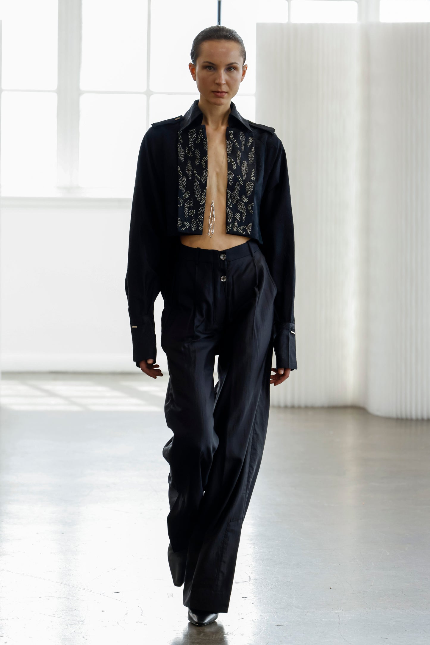 Black Iris Cropped Trench & Sleek Pants
